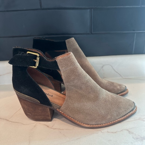 Jeffrey Campbell Anthropologie Woodruff Cutout Ankle Booties size 8 - Picture 4 of 12